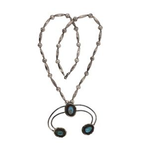 VINTAGE NAVAJO TURQUOISE STERLING SILVER NECKLACE